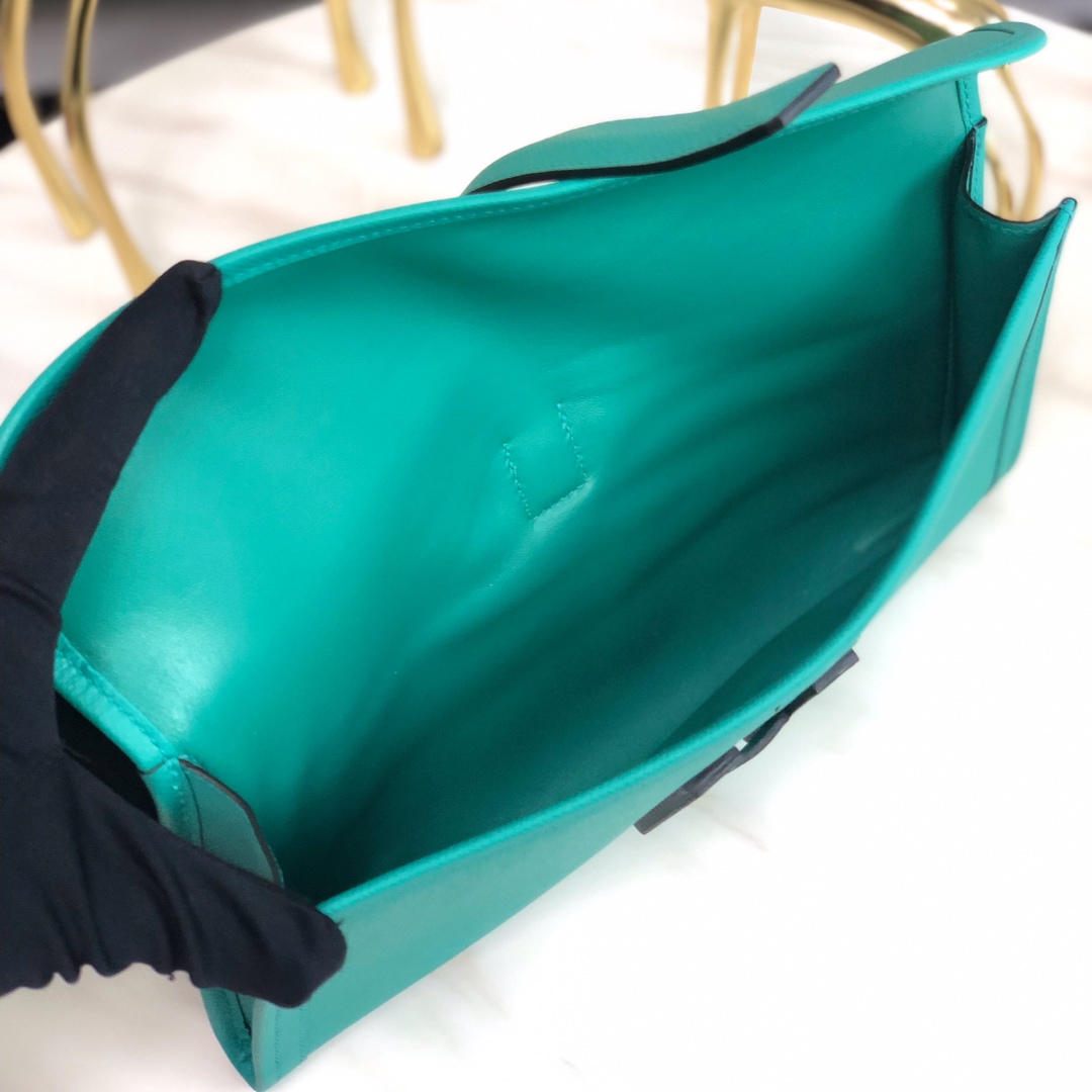 에르메스 지제 엘란29 베르자드